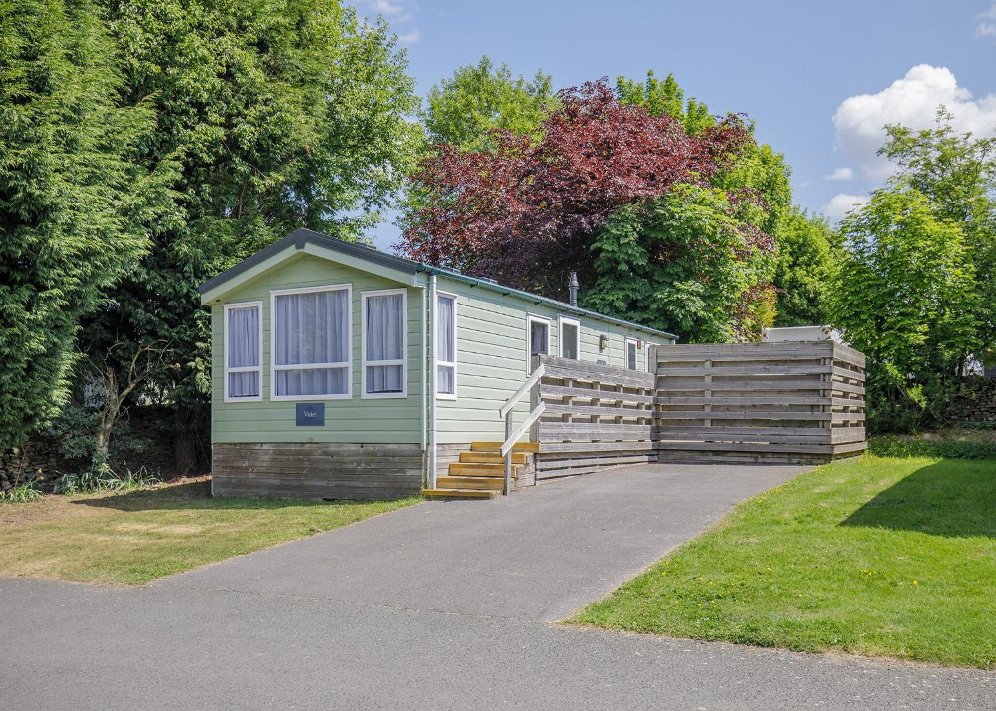 Longnor Wood Holiday Park Extérieur photo